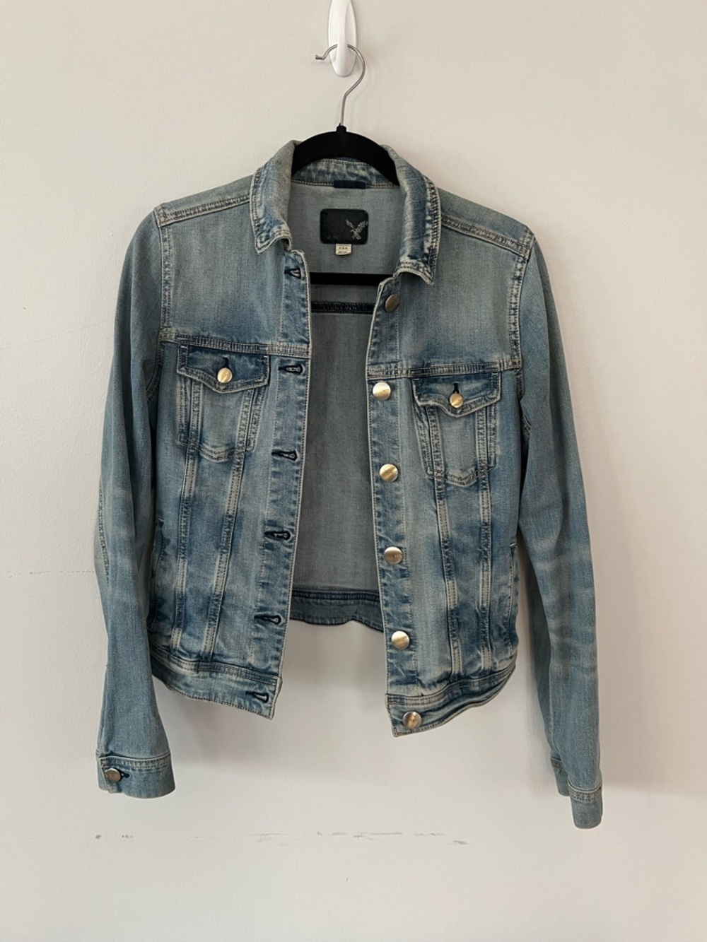 American Eagle Outfitters Light Wash Denim Jacket